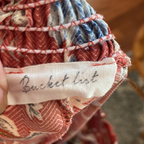 Bucket List Wide Flowy Leg Pants Red Floral print - Sz L wPockets - Picture 10 of 13